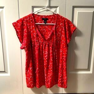 Pink short sleeve shirt